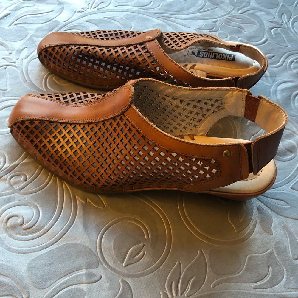 PIKOLINOS Tan Woven Leather Slingback Sandals